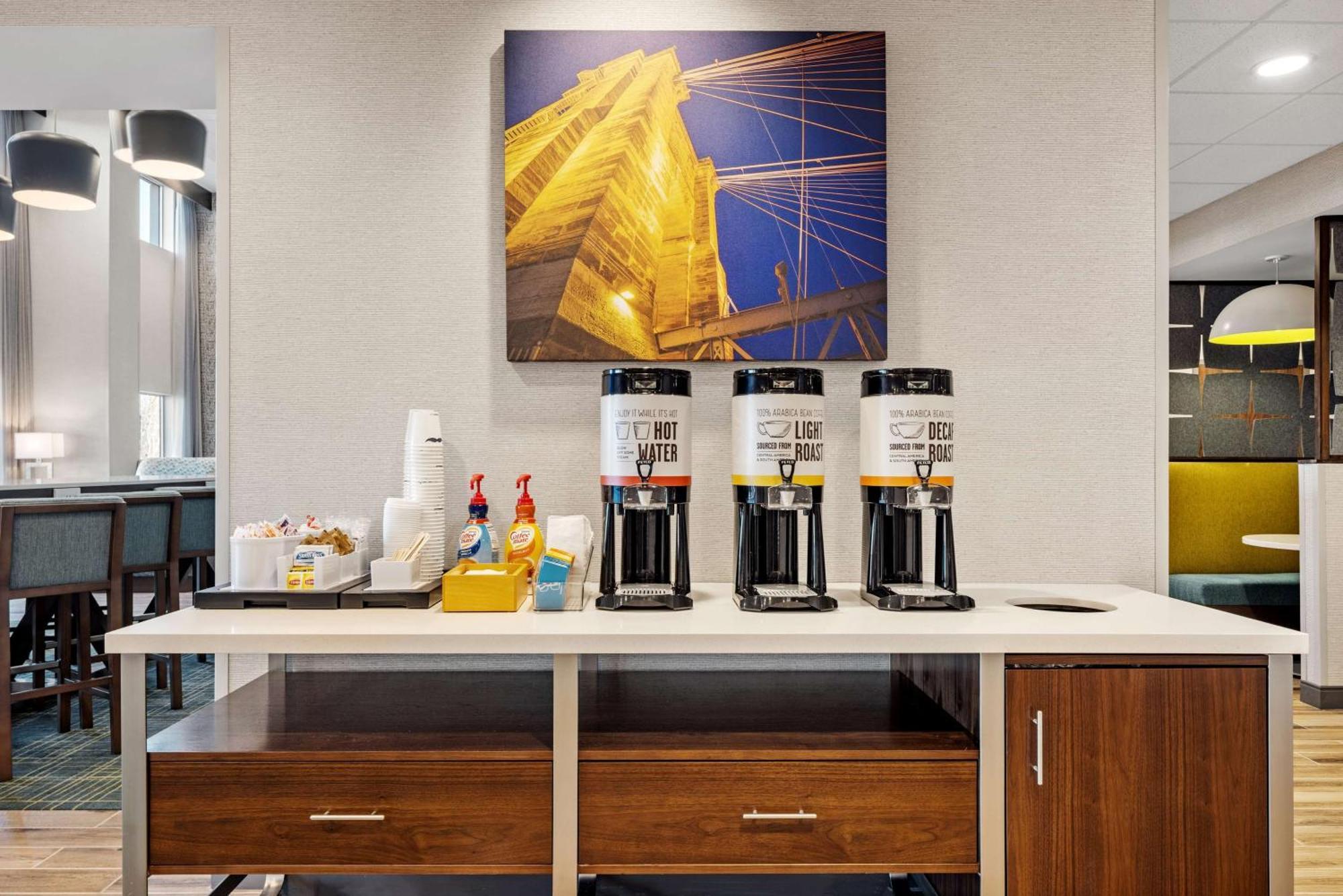 Hampton Inn & Suites Cincinnati West, Oh Dent Екстер'єр фото
